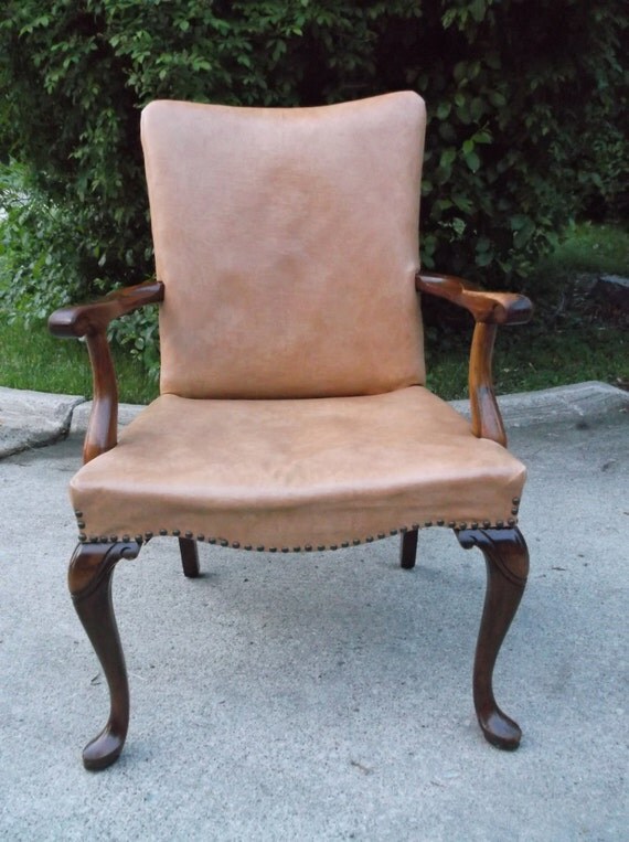 Antique armchair queen Anne chair Chippendale American