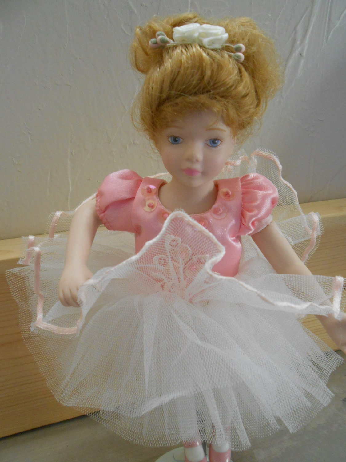 collectible porcelain ballerina dolls