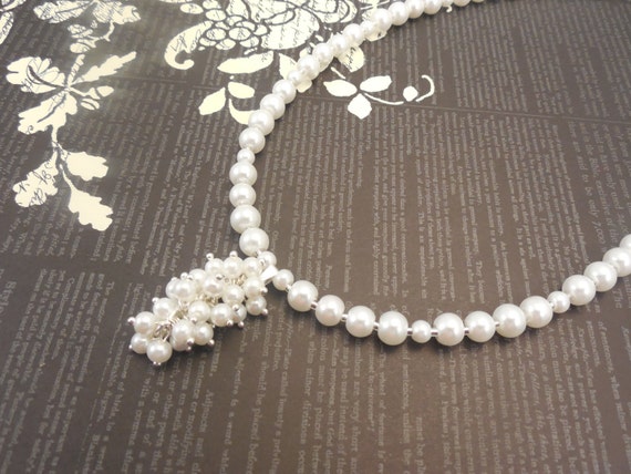 One Strand 4mm and 6mm Embossing White Glass Pearl by Oshiny