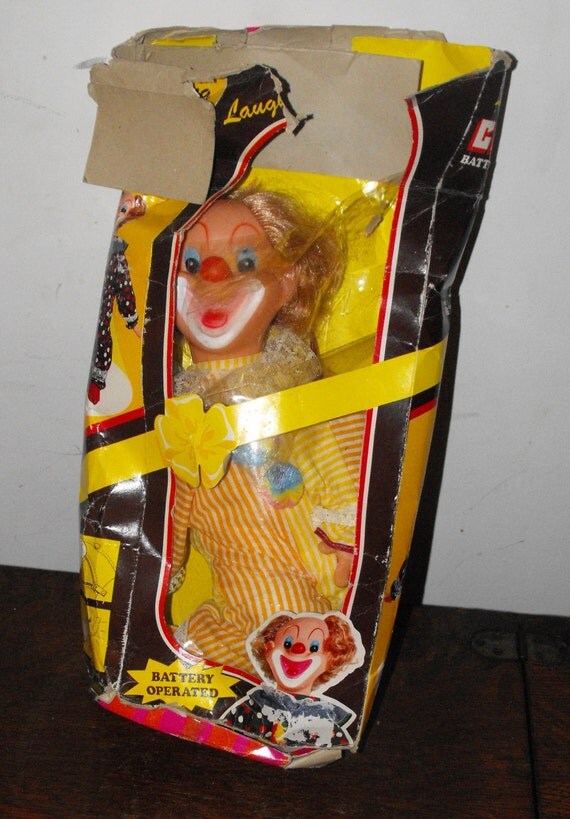 Vintage Laughing Clown Battery Operated