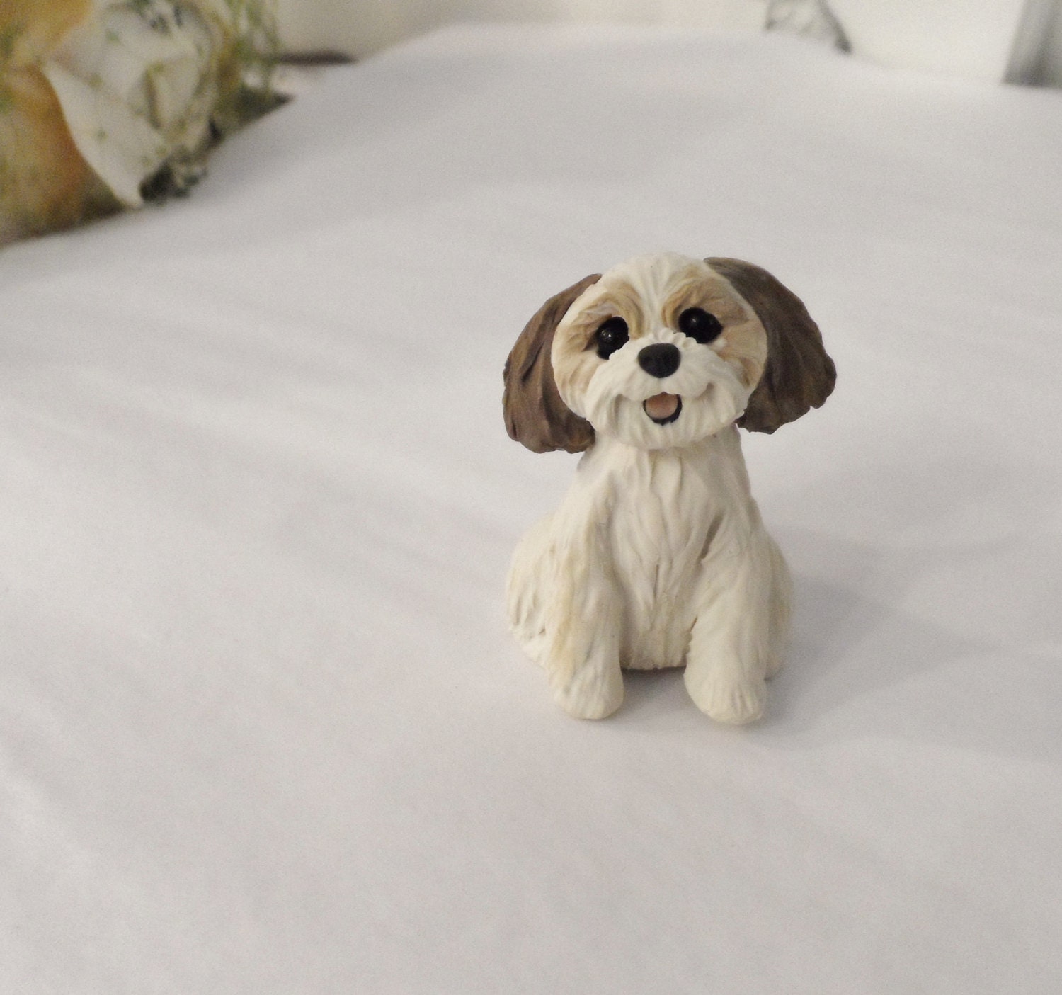 shih tzu sport cut figurine