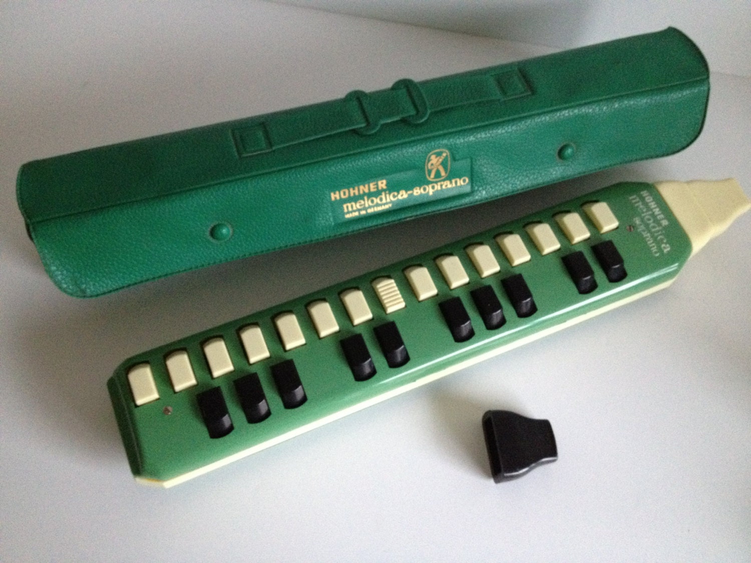 Vintage Hohner German made green melodica in original case C