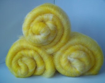 Carded Batt, Yellow Spinning Fiber, BFL, Alpaca, 100g / 3.5oz