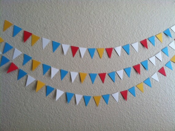 Pennant style carnival or circus themed confetti garland