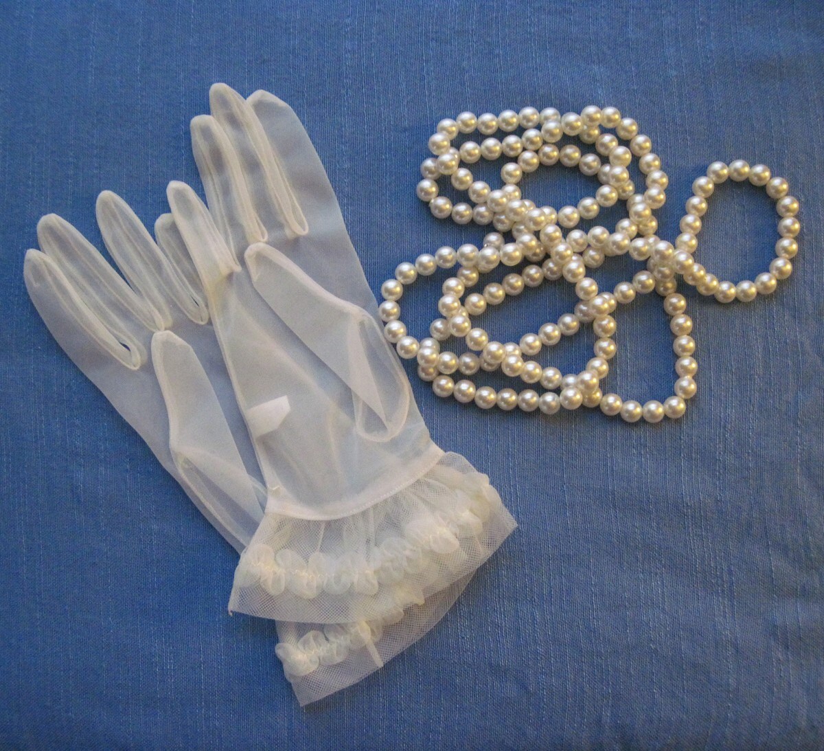 Wedding bridal white lace sheer gloves made in USA size 6