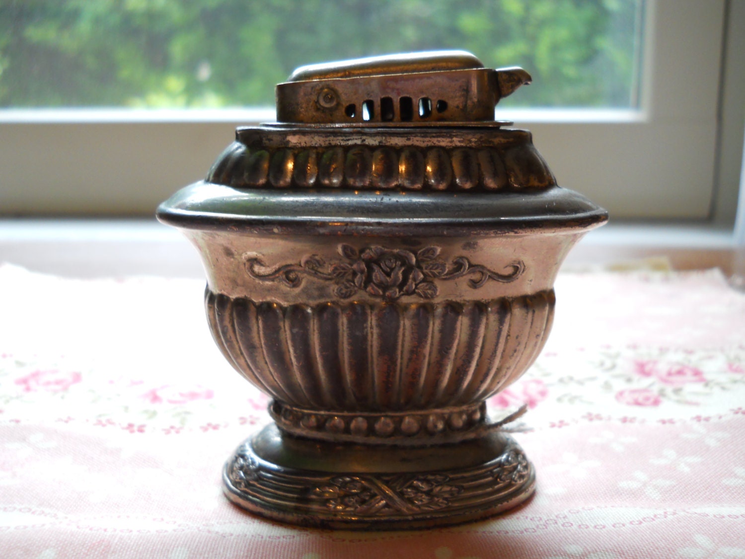 Vintage occupied Japan table top lighter by UncleJimmysAttic