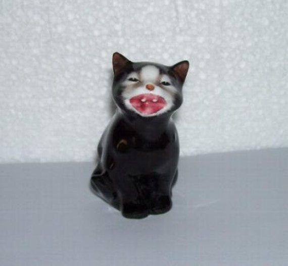 royal doulton lucky cat k12