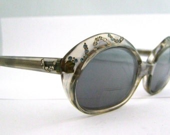 1950s Rhinestone Cats Eye Glasses // 50s Pin Up Eyeglasses // Hollywood Glamor // Airies by Windsor