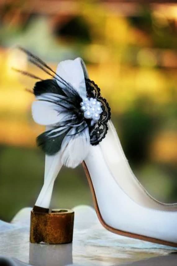 Black & White Feathers Lace - Pearls Shoe Clips. Autumn Couture Statement Bridal Bride Bridesmaid. Made to Match Gift Shabby Chic Wedding