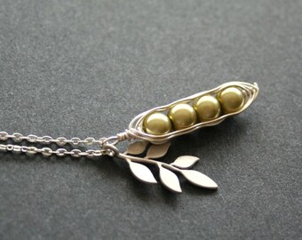 Pea pod necklace, Green pea pot necklace, 4 peas in pod, silver leaf branch necklace, green peas, gift, everyday jewelry, sterling silver