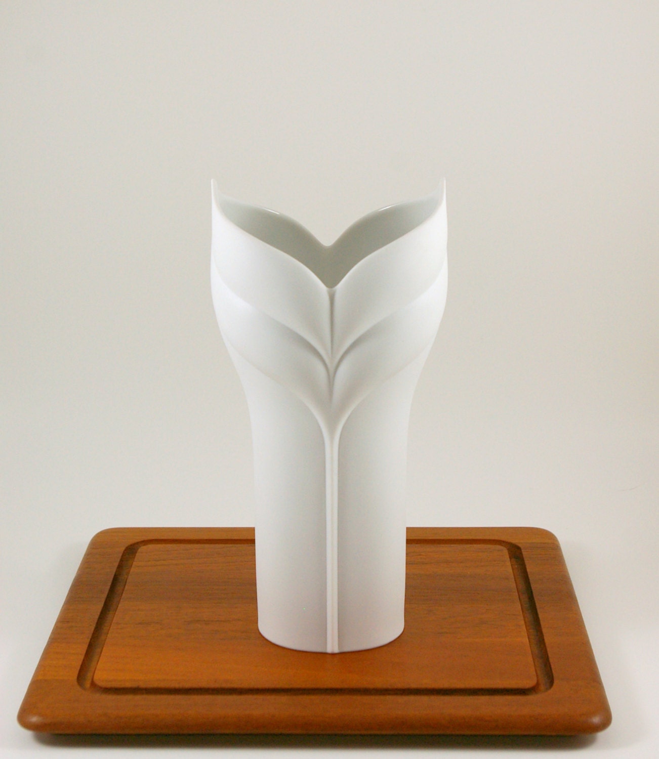 Rosenthal Studio Line Calla Vase Designed by Uta by bitofbutter