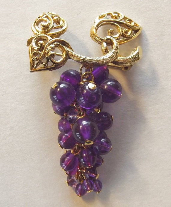 Vintage AVON Dangling Beaded Grape Cluster by IntrigueU4Ever