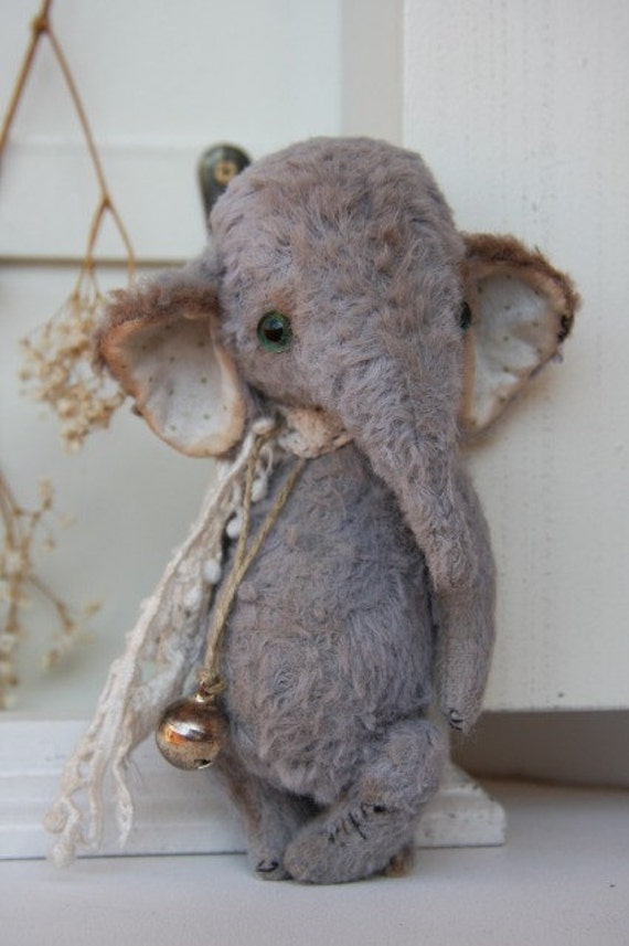 pdf sewing pattern for 6 inch vintage elephant