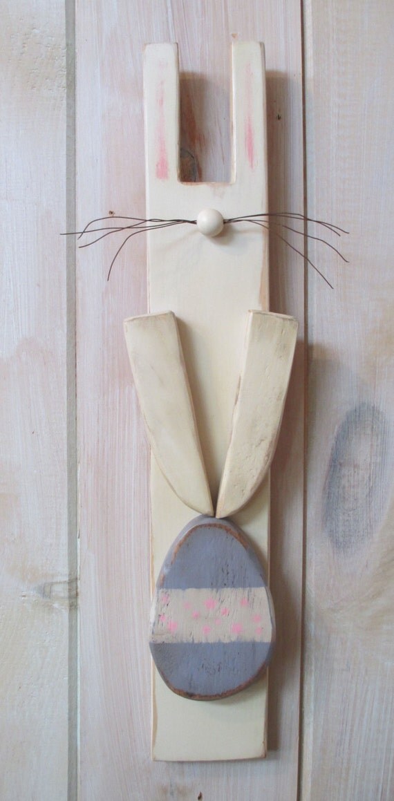 Primitive Wood Easter Bunny Wall Hanging by ModerationCorner