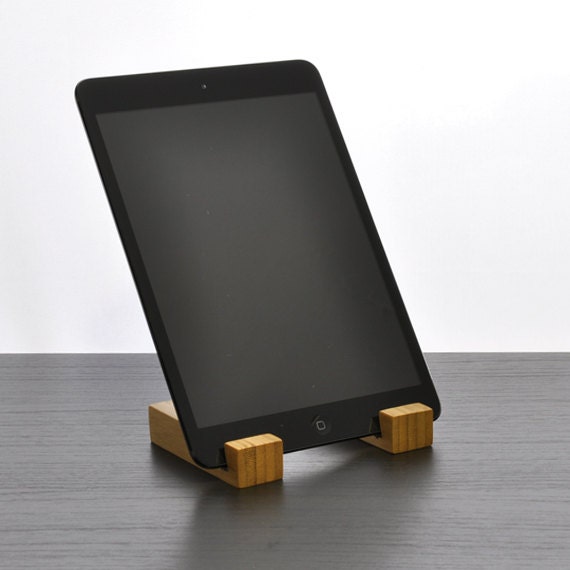 iPad Mini Stand / Kindle Fire HD Stand Bamboo by woodworksRD