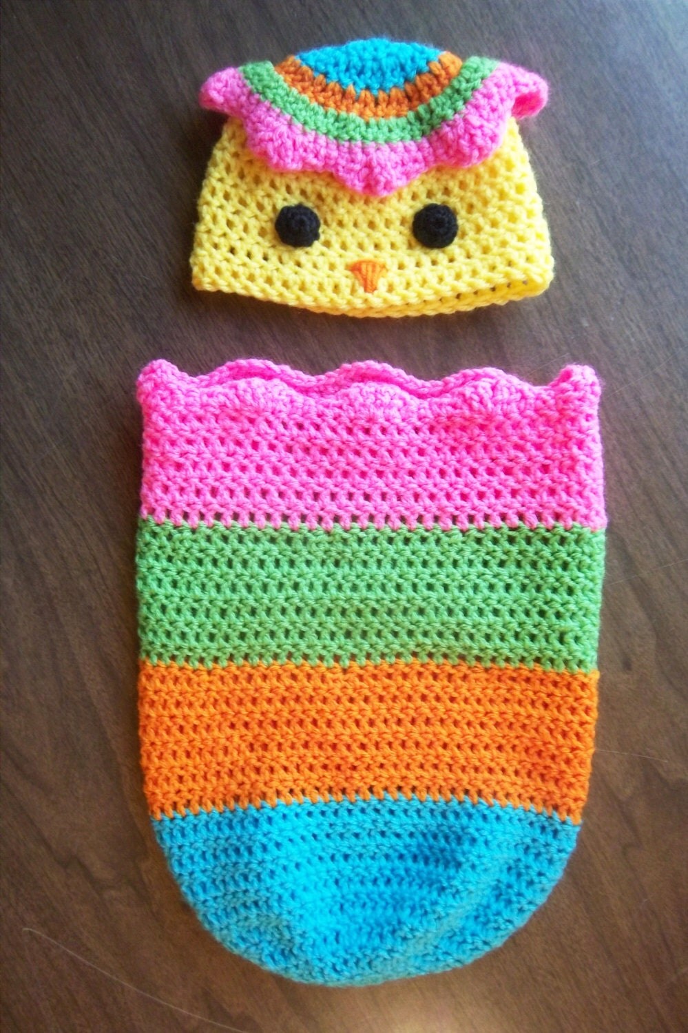 Happy Hatcher Chick Newborn Hat & Cocoon Pattern