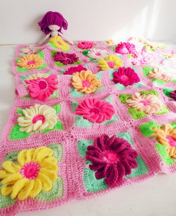 square half granny pattern crochet Baby crochet granny  Floral pattern Flower  3D Blanket Gerbera square