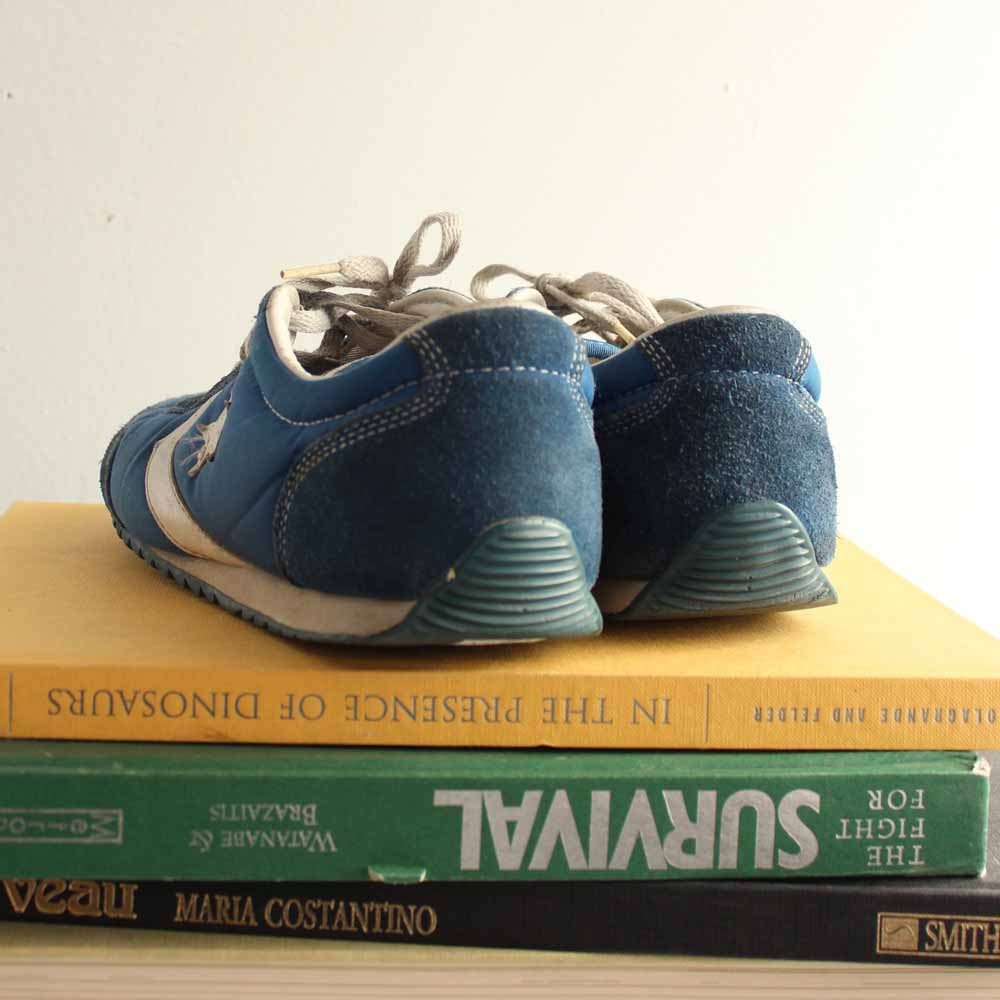 vintage converse running shoes 1980s blue sneakers US mens