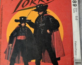 Sewing Pattern McCall's 6689 Boys' Zorro Costumes Size 5-6 Uncut Complete FF