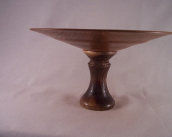 pedestal dish