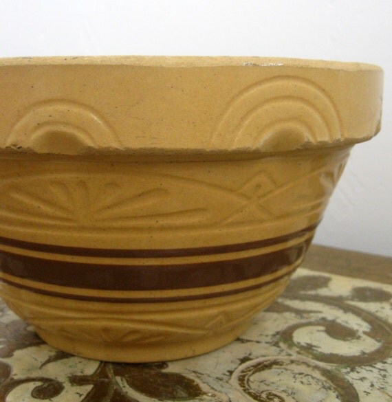 Antique Pottery Roseville Ohio 305 Brown Stripe Mixing Bowl