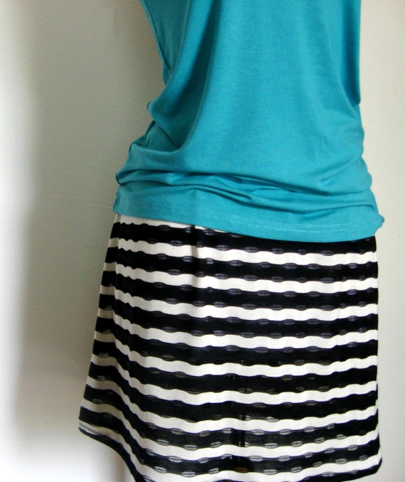 Black and White Zebra Striped Stretch Knit Skirt, Above Knee Striped Stretch Knit Skirt, Black White Mini Stretch Skirt, Zebra Mini Skirt