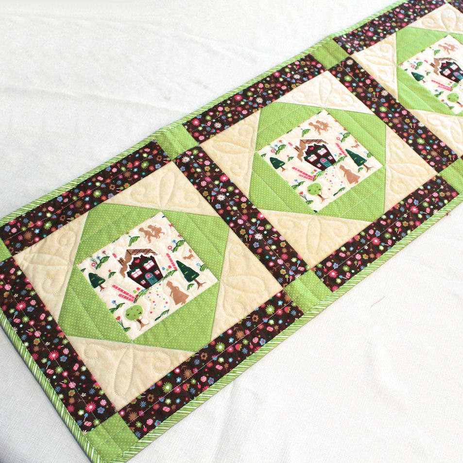 quilted christmas table runner gingerbread by quiltsewpieceful quilted christmas table runner gingerbread by quiltsewpieceful