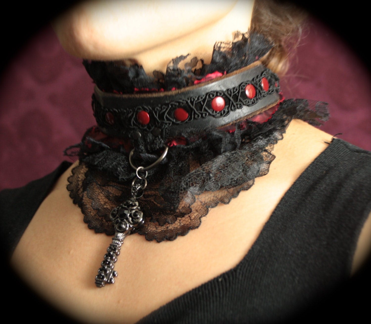 Goth Vampire Romantic Sexy Leather & Lace Collar Blood Red