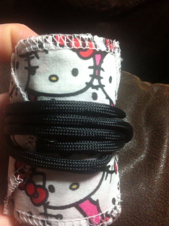 Items similar to Crossfit style wrist wraps Hello kitty on Etsy