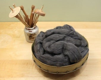 Finnish Wool - Natural Gray - Undyed Roving for Spinning or Felting (8oz)