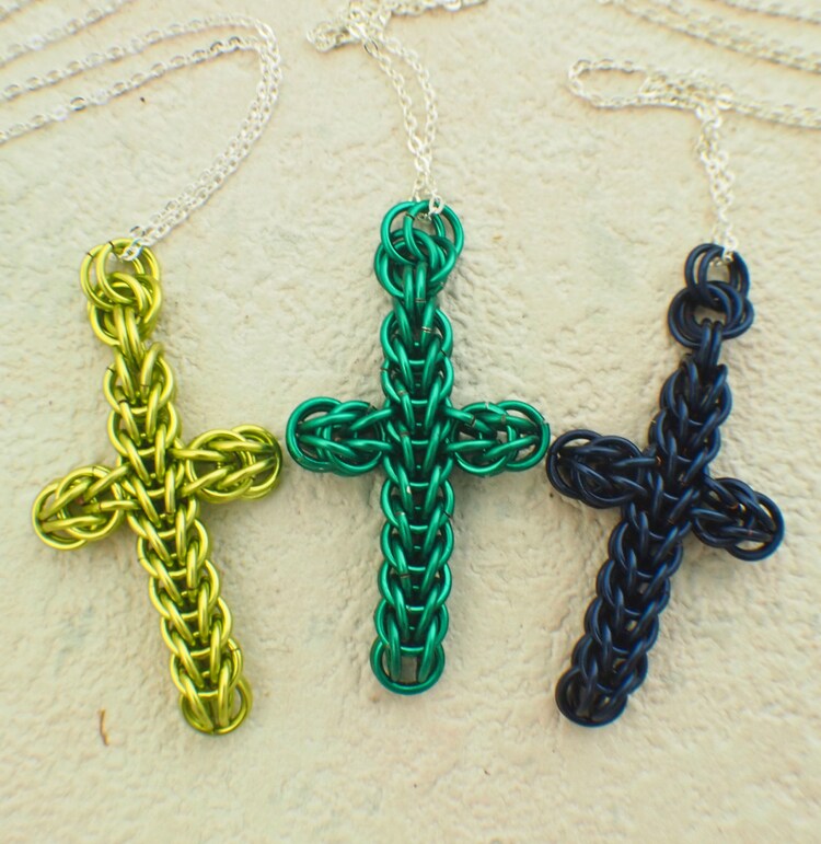 1 PETITE Chainmaille Cross Pendant Kit Full by UnkamenSupplies