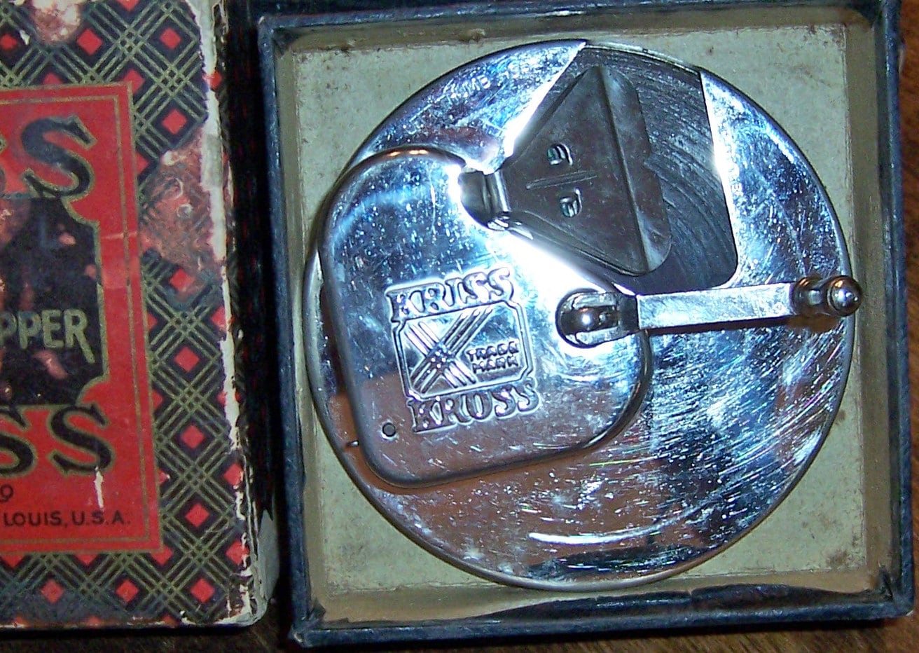 Razor Blade Sharpener Vintage 1920s Kriss Kross Stropper with