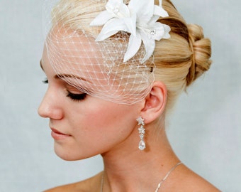 White Birdcage veil Blusher with white Lilium - 2 items