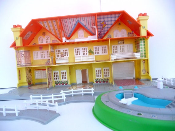 matchbox dollhouse