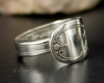 Cutlery ring, spoon ring, silverware ring, trendy metal ring, Boho, 60s style ring, promise ring,holiday gift jewellery,narrow ring
