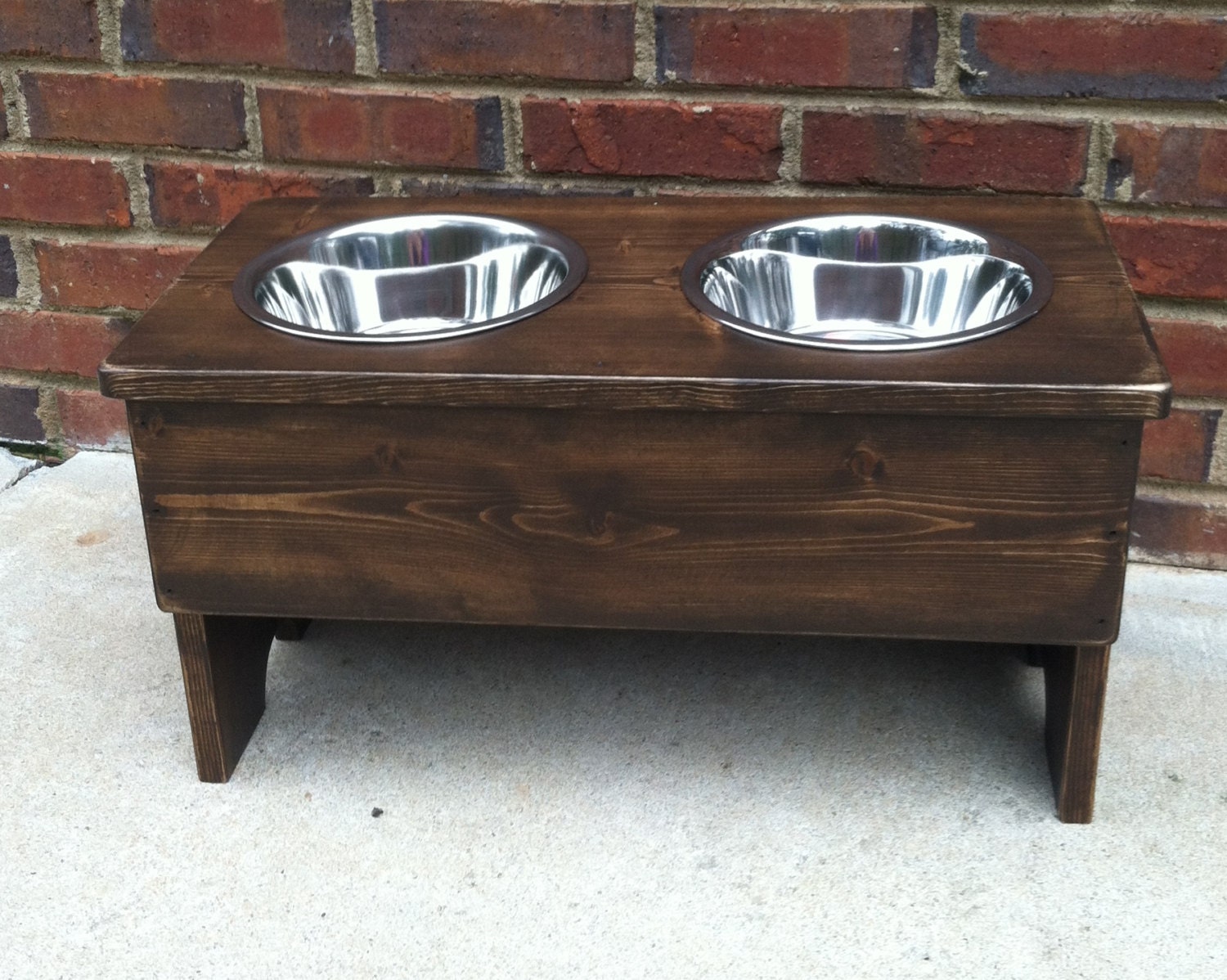 Rustic Dog Feeder 13'' Tall Two 2 Quart Bowls