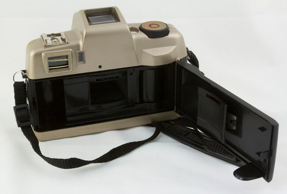 What is an Olympia DL2000 camera?