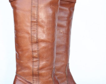 Rocking tall sexy vintage Frye boho leather cuffed campus riding boots 6 B MINT