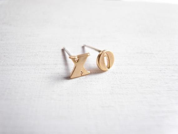 x and o earrings