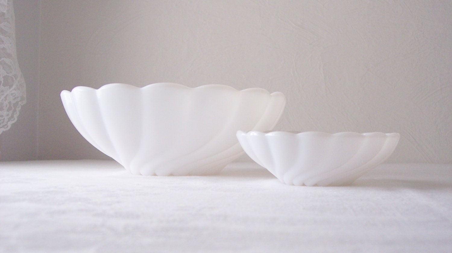 white milk glass bowl swirled scalloped serving bowl