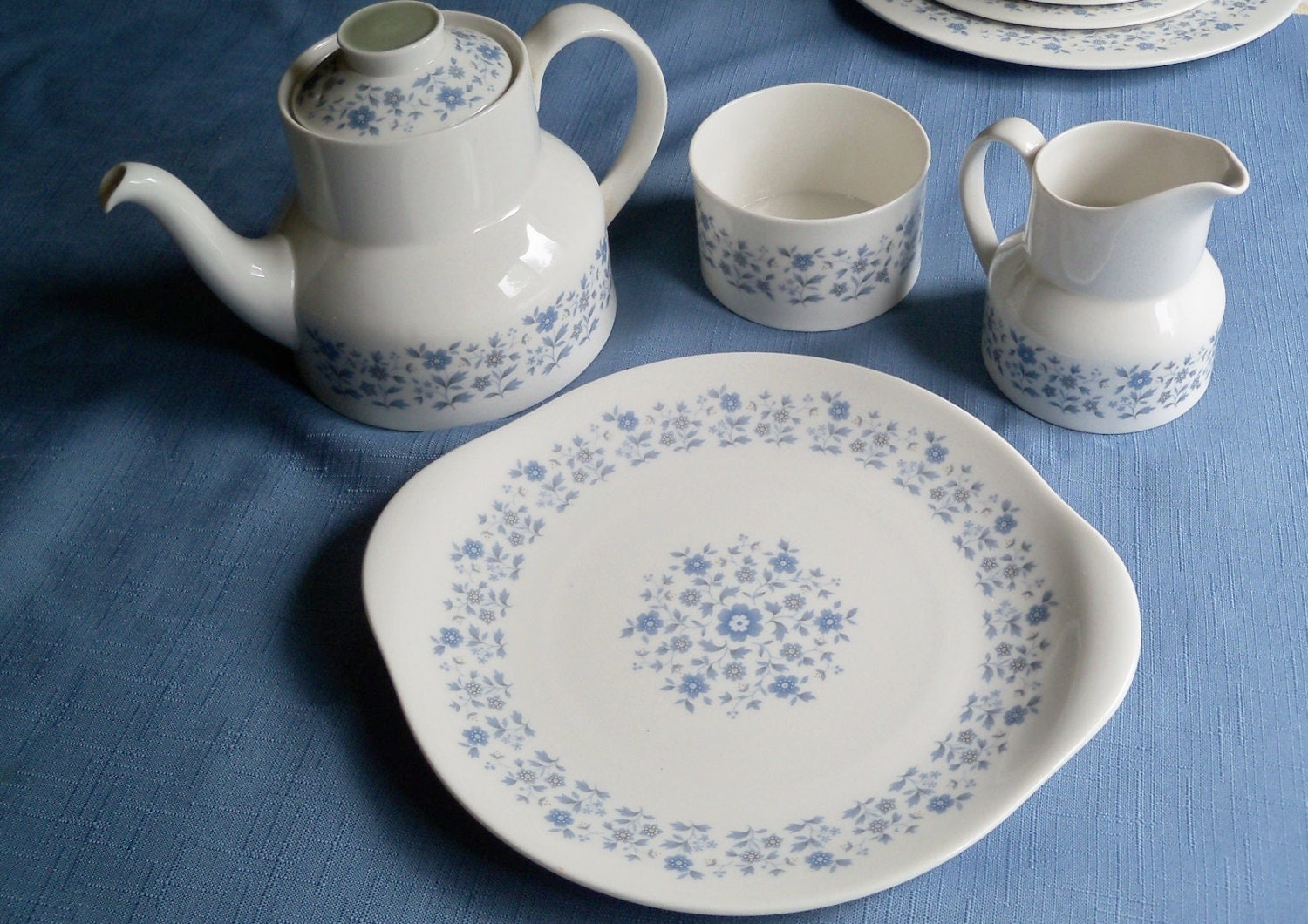 Vintage China Royal Doulton Galaxy Pattern 5pc Tea Set Wedding