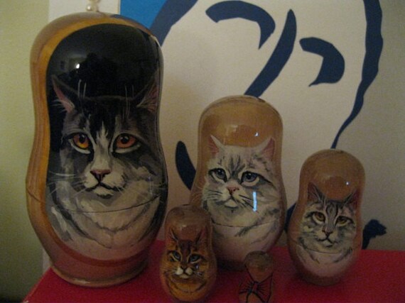 cat russian nesting dolls