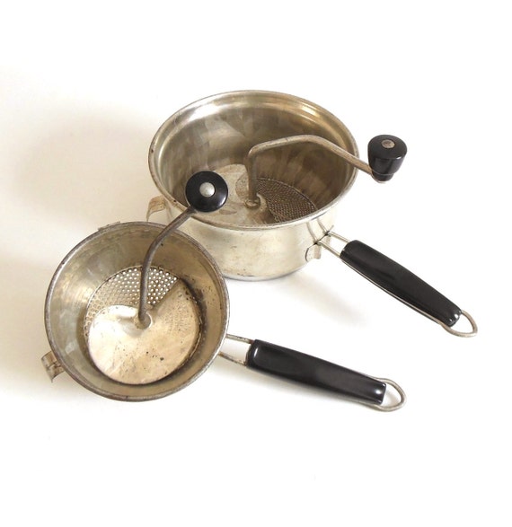 Foley Food Mill Vintage Applesauce Maker 2 cup by LaurasLastDitch