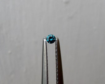 Blue diamond loose round 2mm