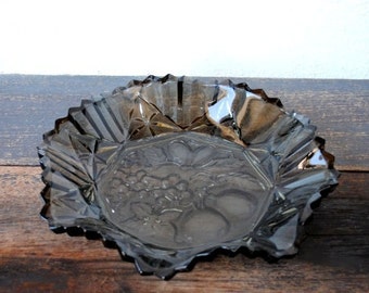 Vintage Black Glass Sandwich Plate Platter, Smoke Grey Federal PIONEER Intaglio Serving Tray