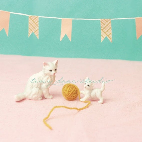 Yarn Party - 8x8 PRINT