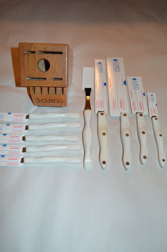 Vintage Cutco 10 Piece Knife Set and Block by GroovyVintageStuff