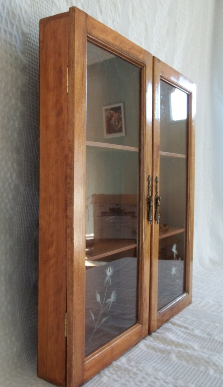 Vintage wooden wood wall display by GraceYourNest on Etsy