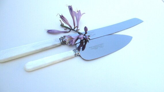 Vintage 1970 s Wedding  Cake  Brides Knife  And Server