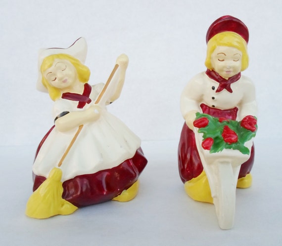 Vintage Pair of Dutch Boy and Girl Chalkware by alsredesignvintage